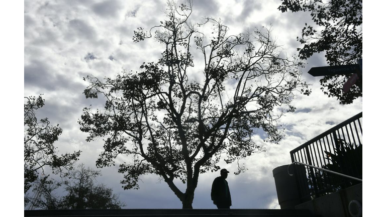 showers thunderstorms possible in L.A. today