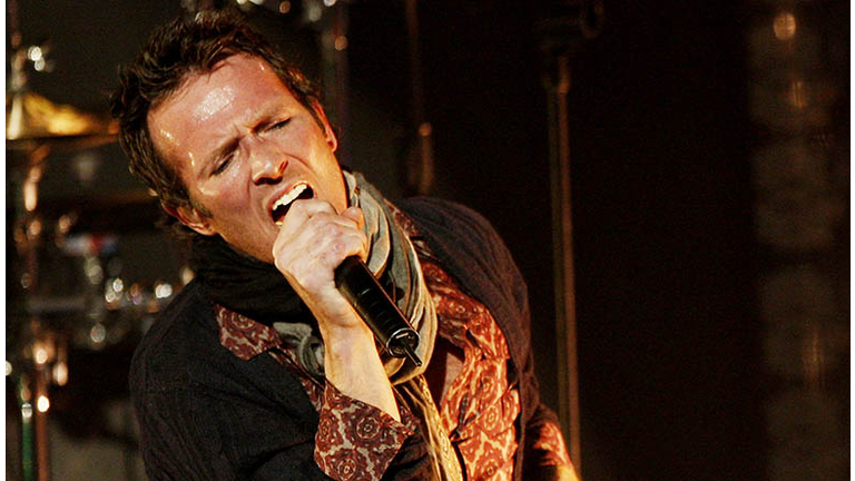 Scott Weiland's Scarf Hits Auction on eBay