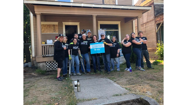 95.7 The Jet Habitat for Humanity Build