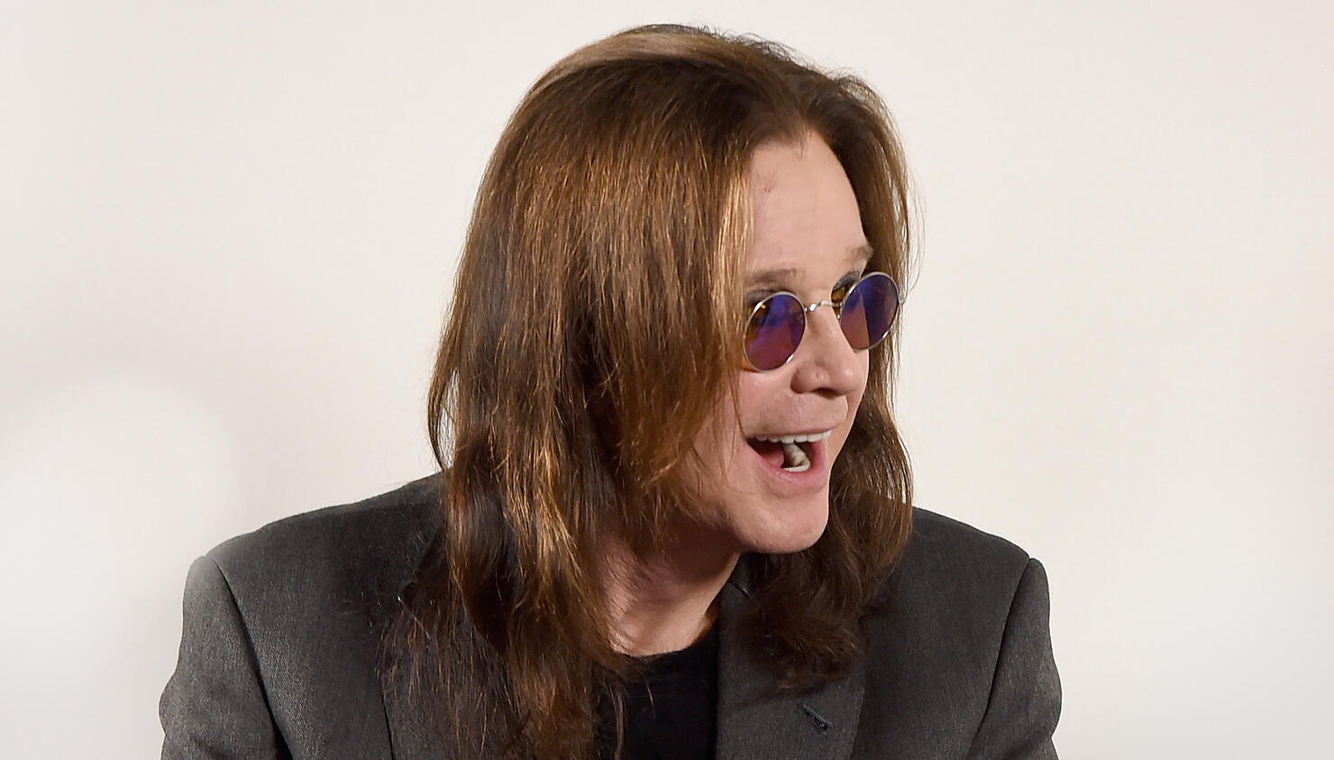 Ozzy Osbourne Tries Beating the Heat With a Truckload of Ice