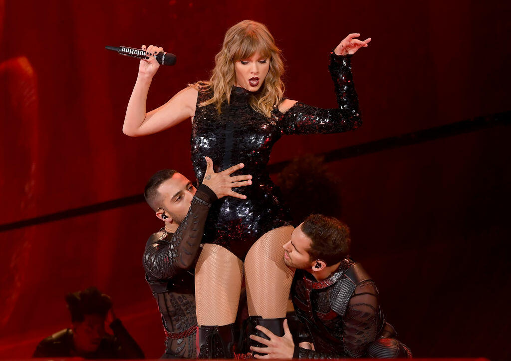 Taylor Swift to Make Acting Debut in 'Cats' - Thumbnail Image