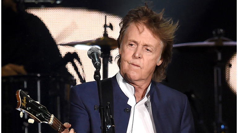 Paul McCartney Scolds Audience for Smartphone Use