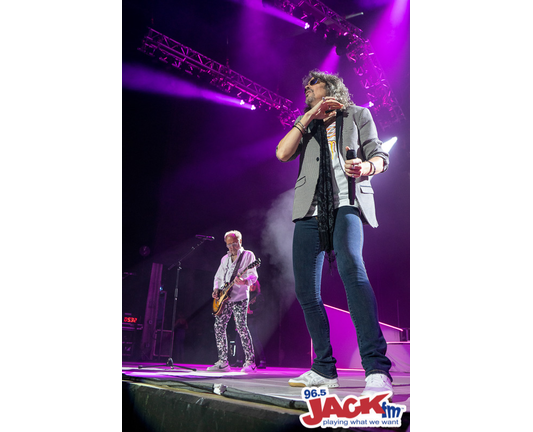 Foreigner at White River Amphitheatre with Whitesnake