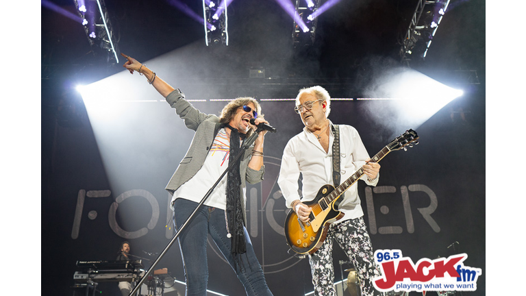 Foreigner at White River Amphitheatre with Whitesnake
