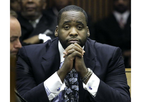 Kwame Kilpatrick is now being accused of accepting benefits for investing city money in business. 