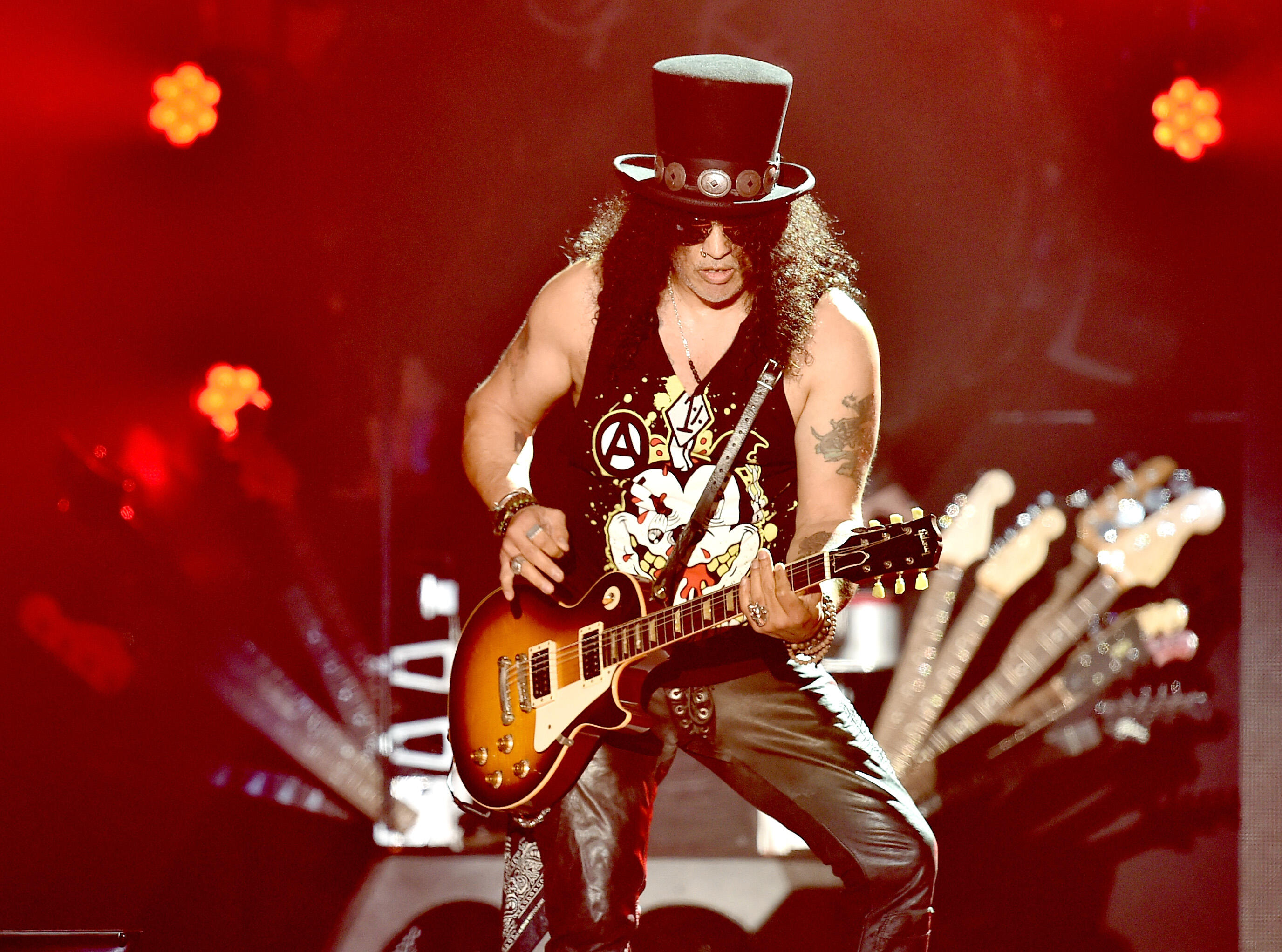 Slash Recalls 'Very Surreal' Guns N' Roses Reunion Show