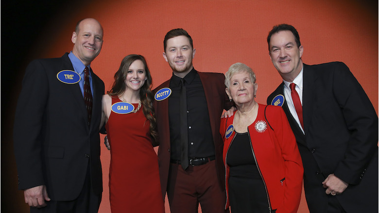 scotty mccreery wins celebrity family feud