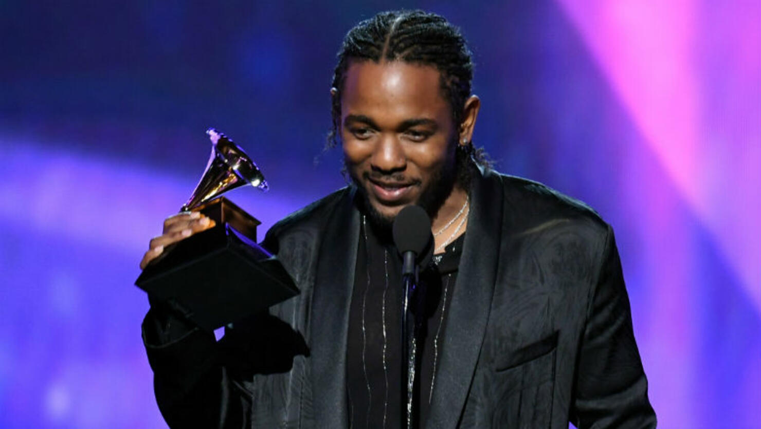 Kendrick-lamar-first-rapper-since-eminem-have-album-chart-300-weeks 