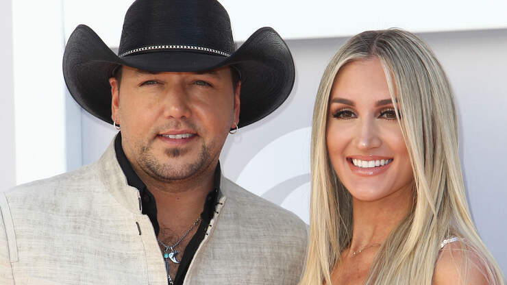 Jason Aldean Announces It’s A Girl | 102.1 WDRM