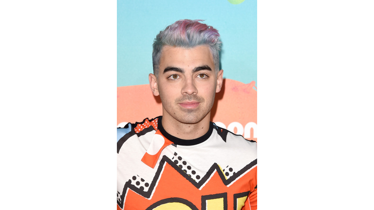 Celebs Who Rocked Rainbow Hair: Kylie Jenner, Joe Jonas and More