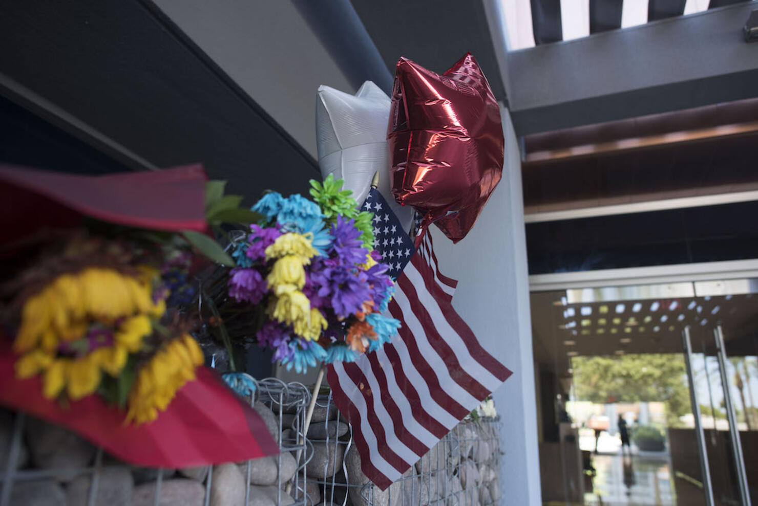 Arizonans Mourn The Death Of John McCain