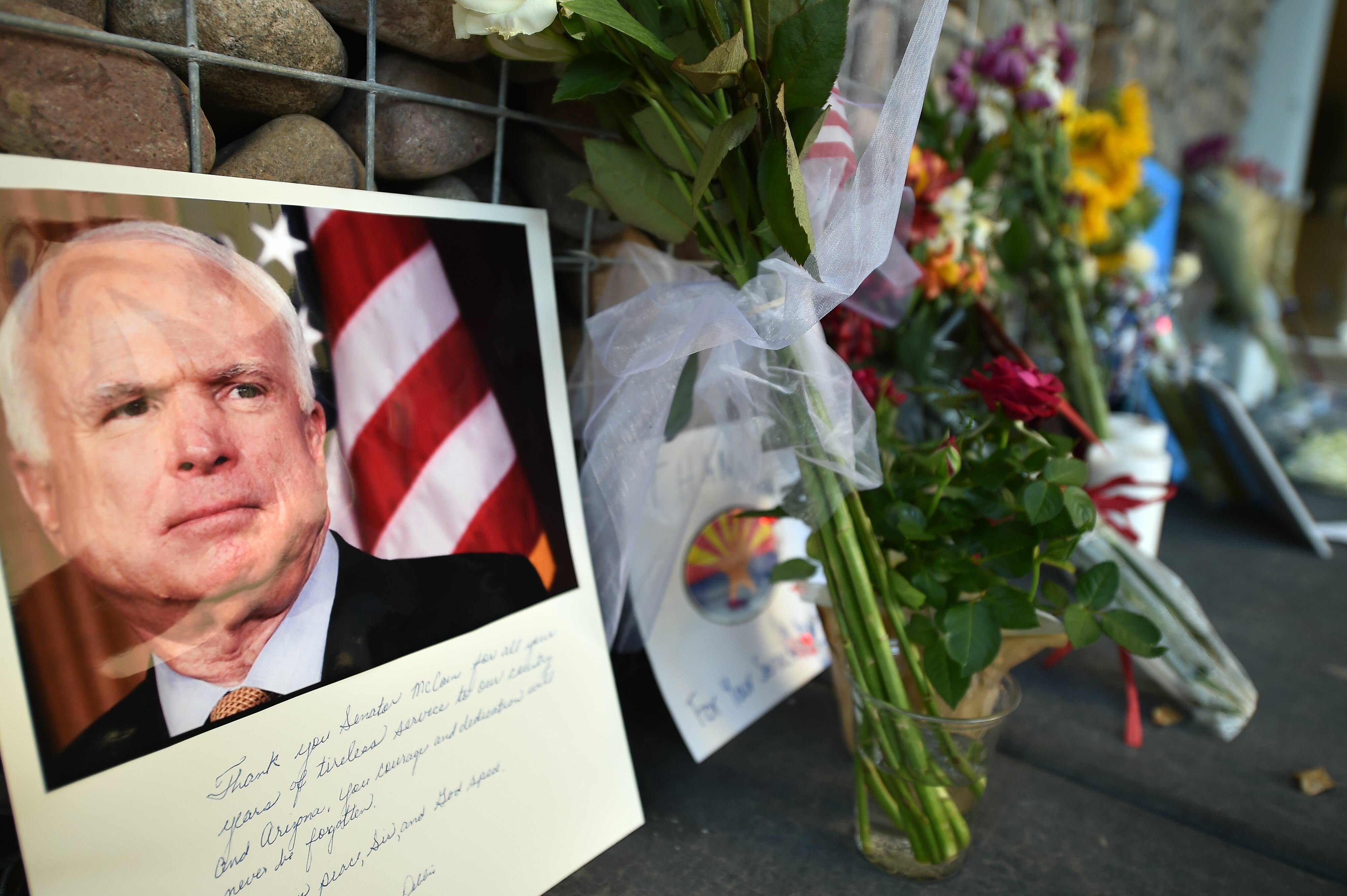 Governor, Congressional Members Praise McCain's Life Of Service - Thumbnail Image