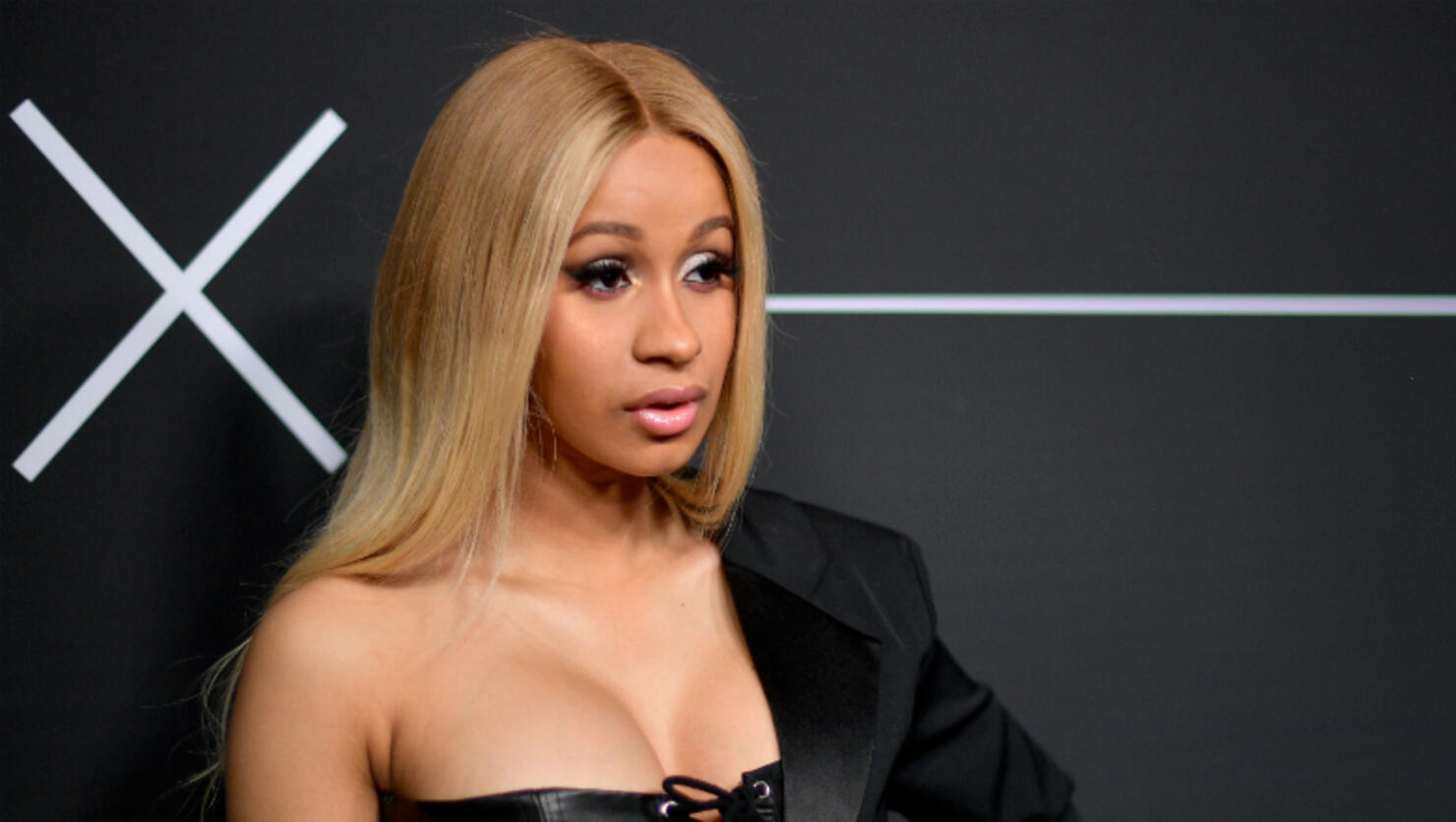cardi-b-apologizes