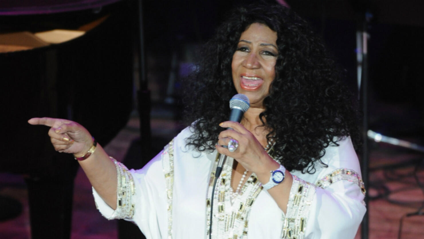 aretha-franklin-viewing