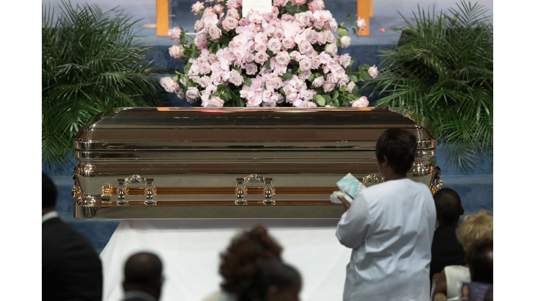 Aretha-casket