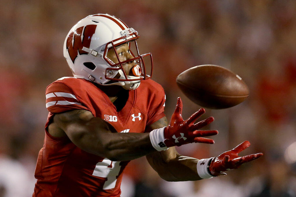 A.J. Taylor catches five passes in Badgers' season-opening win - Thumbnail Image