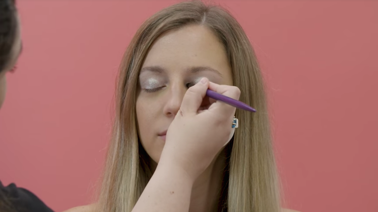 Carrie Underwood "Cry Pretty" Makeup Look