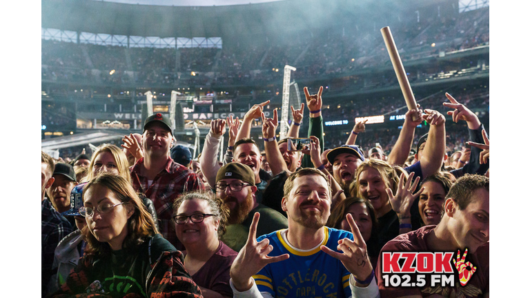 Foo Fighters at Safeco Field with Joy Formidable and Giants in the Trees