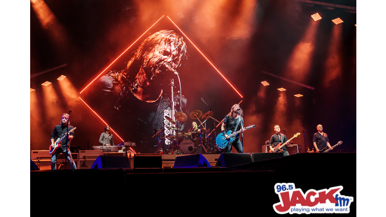 Foo Fighters at Safeco Field with Joy Formidable and Giants in the Trees