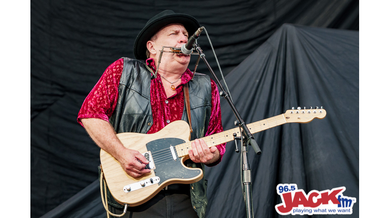 Foo Fighters at Safeco Field with Joy Formidable and Giants in the Trees