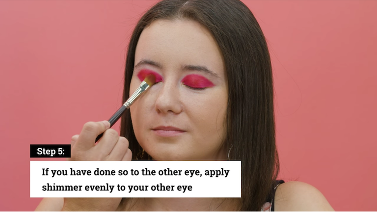 Dua Lipa Makeup
