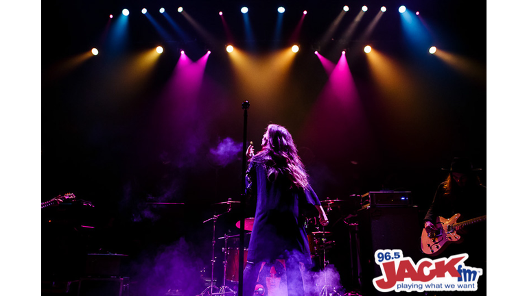 Greta Van Fleet at the Paramount Theatre with Dorthy