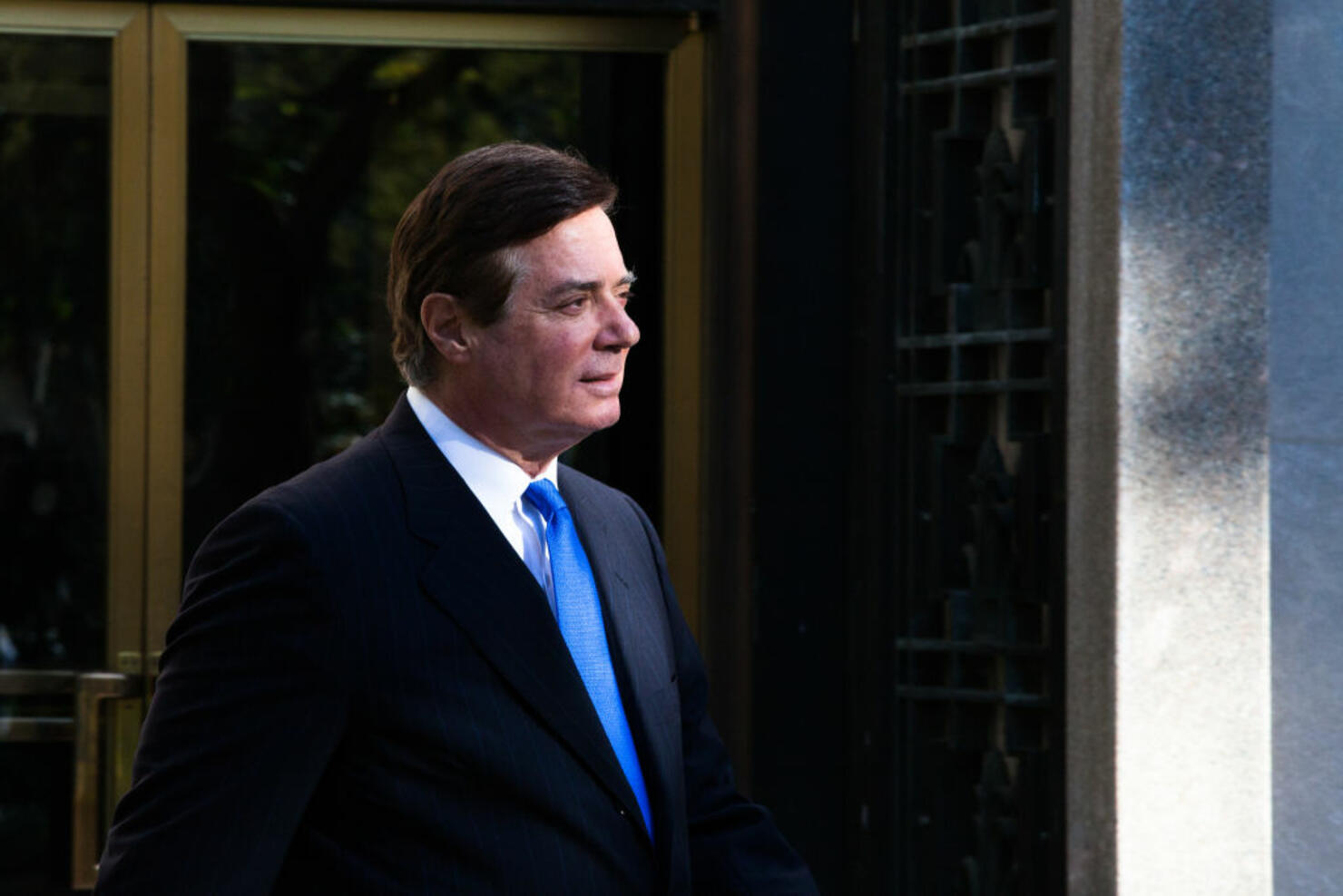 Paul Manafort pleads guilty in deal with special counsel