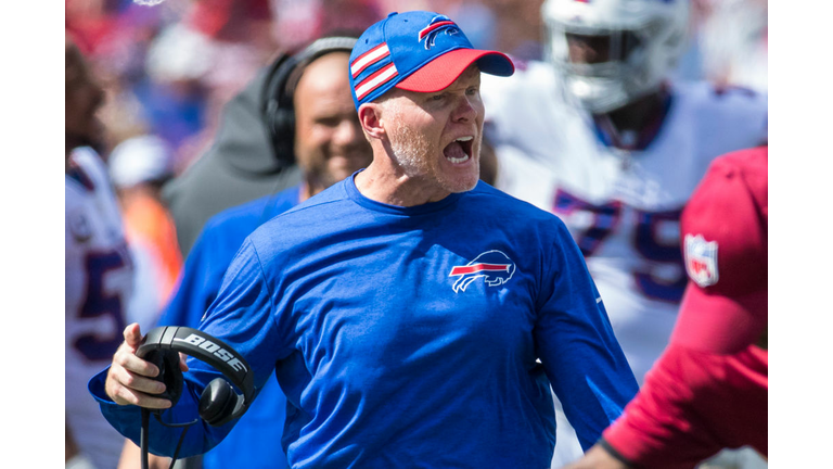 Bills latest meltdown features Davis leaving team at half