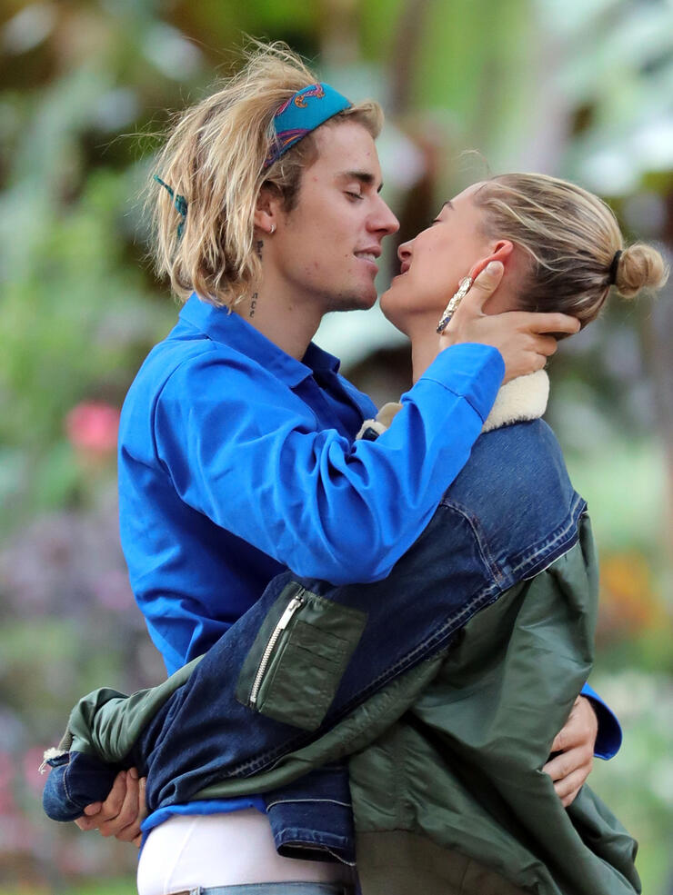 Alec Baldwin Confirms Niece Hailey Baldwin and Justin Bieber “Got Married” iHeartRadio