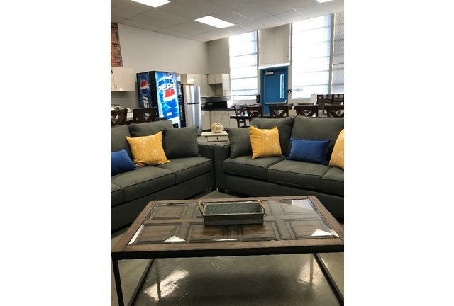 Ramona Elementary School - Teachers' Lounge Makeover 2017