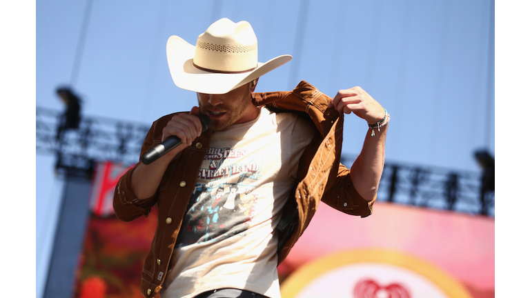 Dustin Lynch