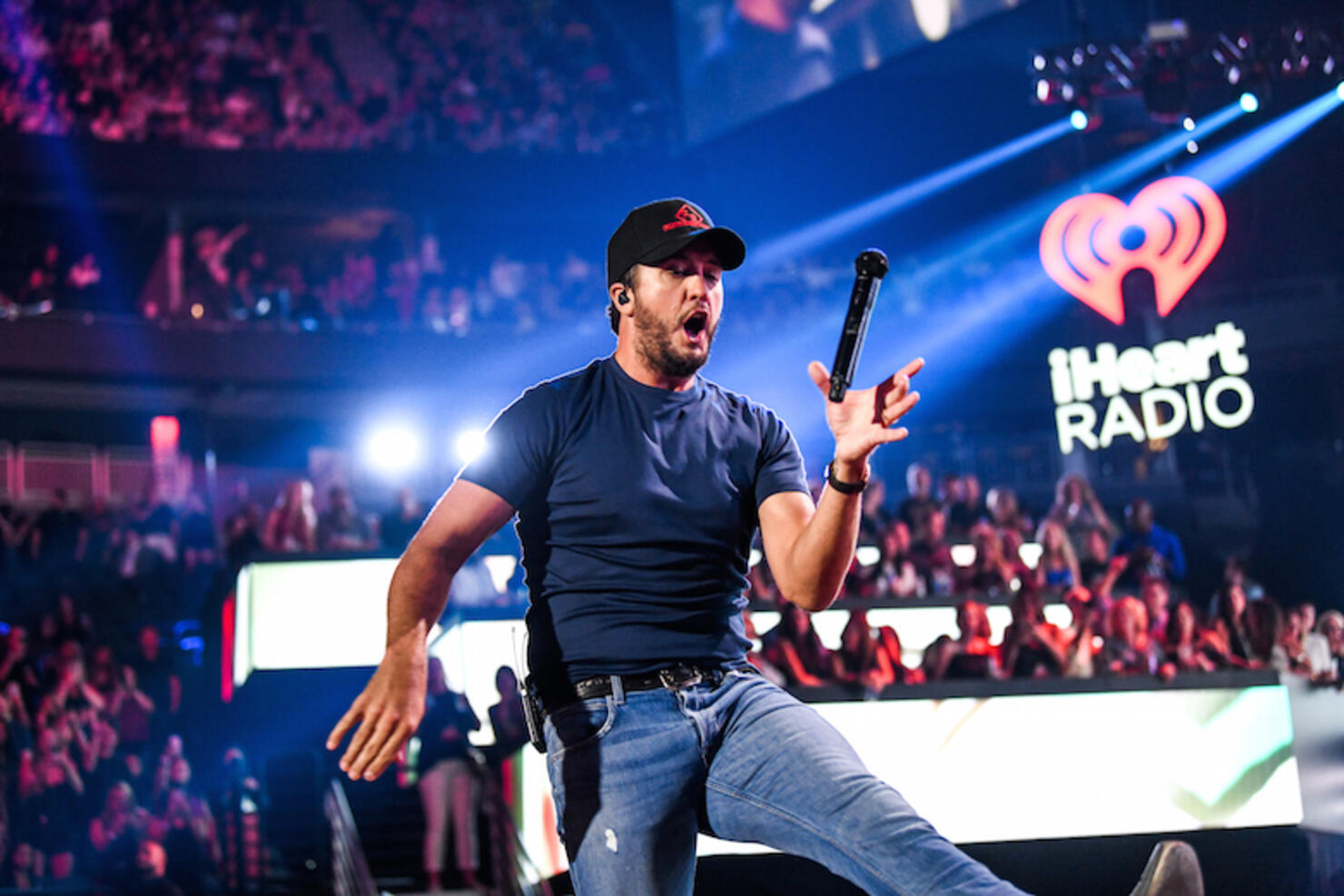 5 Luke Bryan GIFs That Prove He's King of the Dance Floor at the 2018