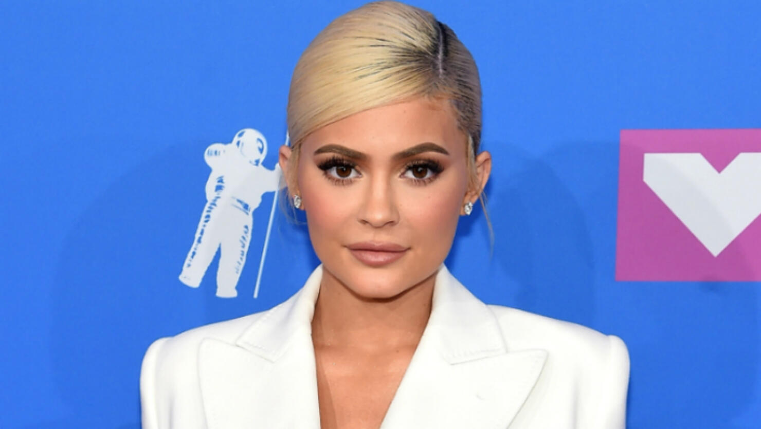 Sia певица. Мэдди зиглер. Sia kylie. Сиа шип трилс. Sia kylie.