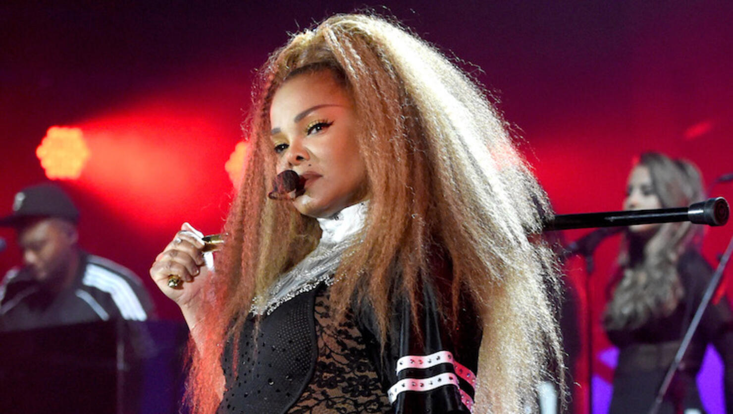 Janet Jackson Honors Late Family Members At 2018 Global Citizen ...