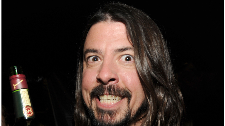 Dave Grohl Revealed Pre-Show Routine and Fans Are Concerned About His Drinking