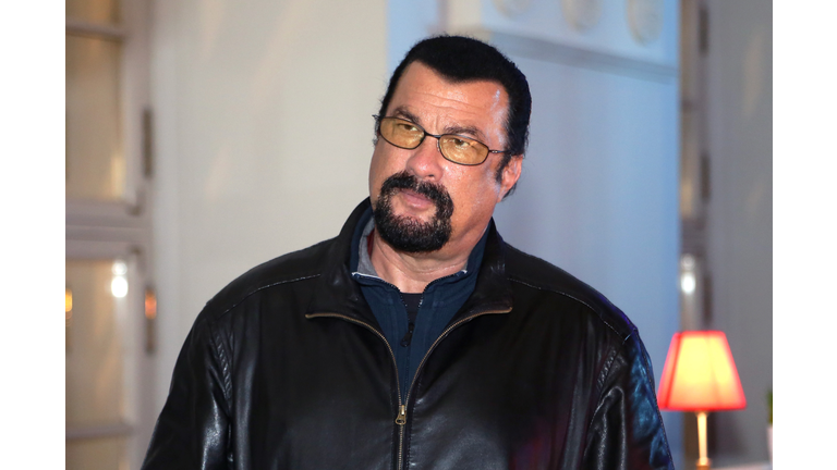 Steven seagal storms out of interview after being asked about sexual assault allegations