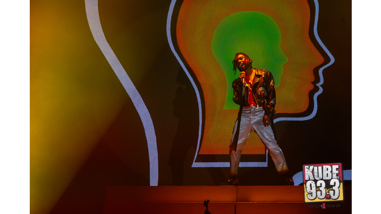 Miguel at WaMu Theater with DVSN