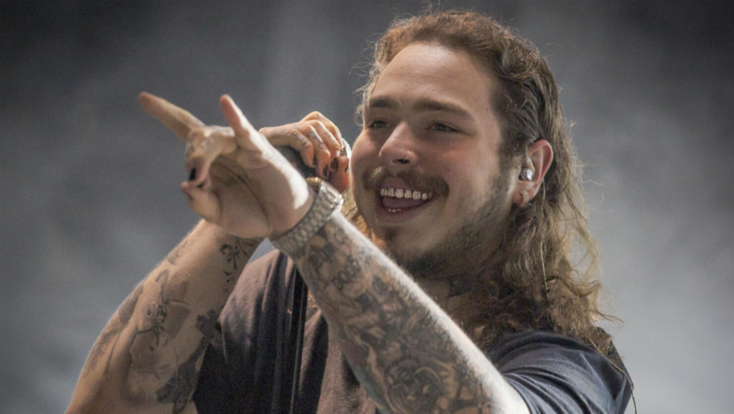 Post Malone Cuts Off His Hair, See The Pics iHeart