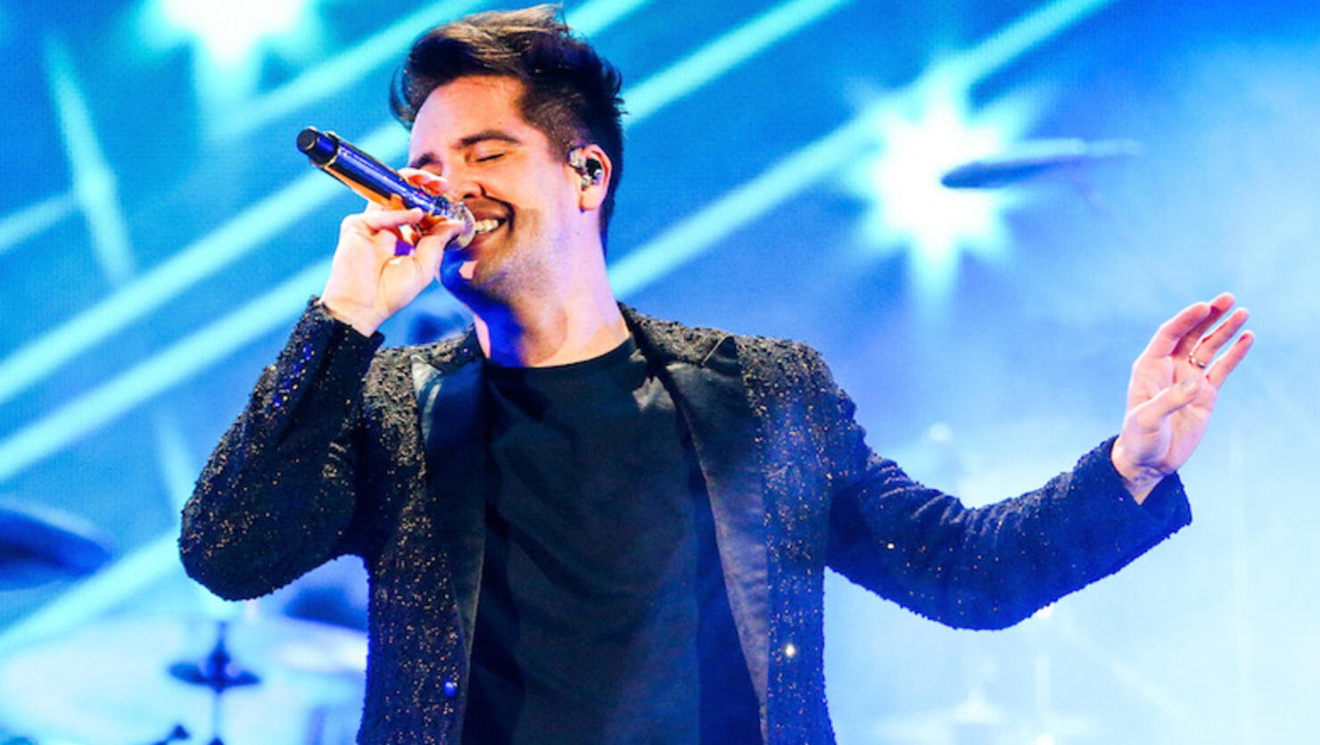 panic at the disco american music awards 2018