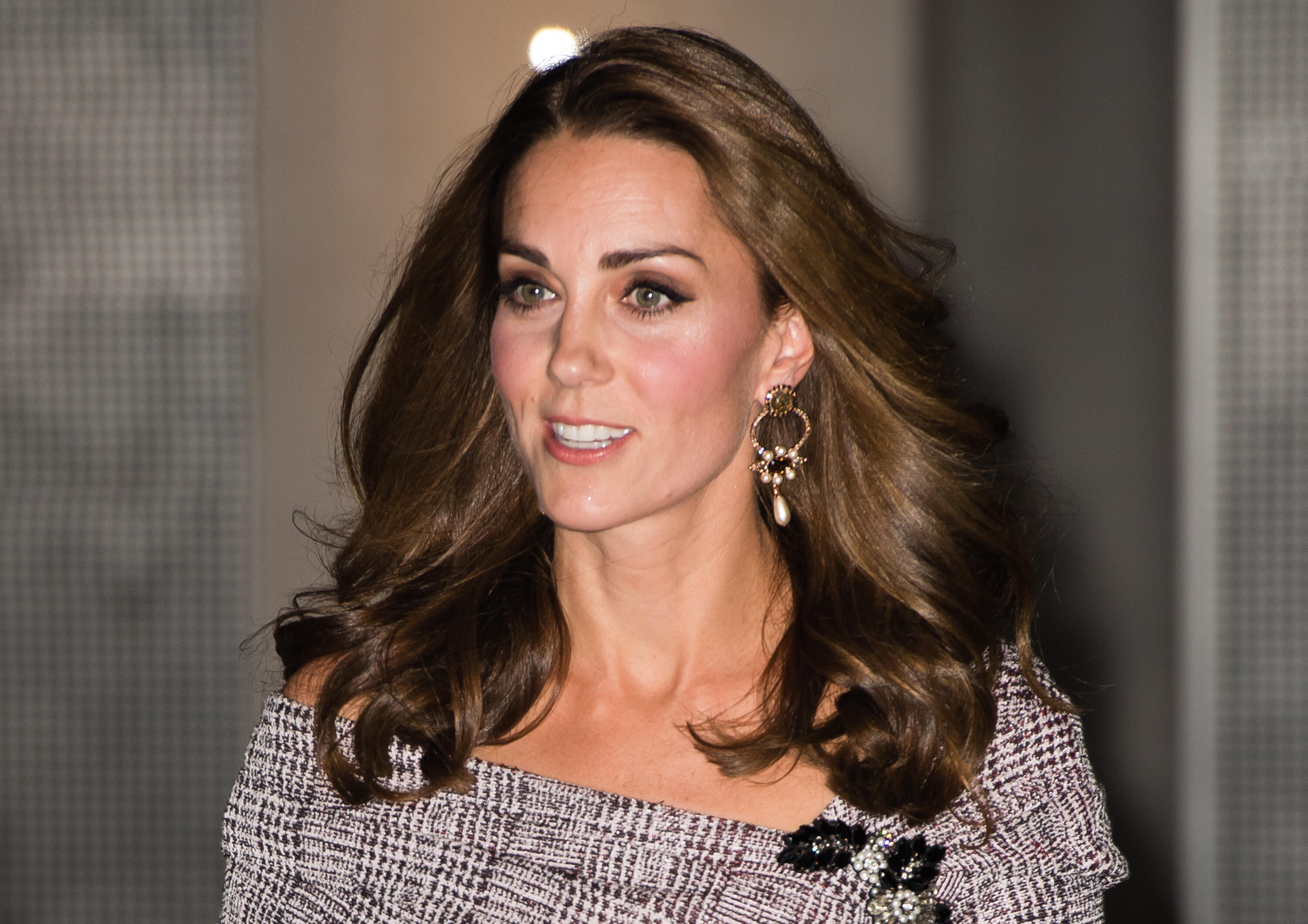 Kate Middleton's Fashion: See Her New, Gorgeous Off The Shoulder Dress ...