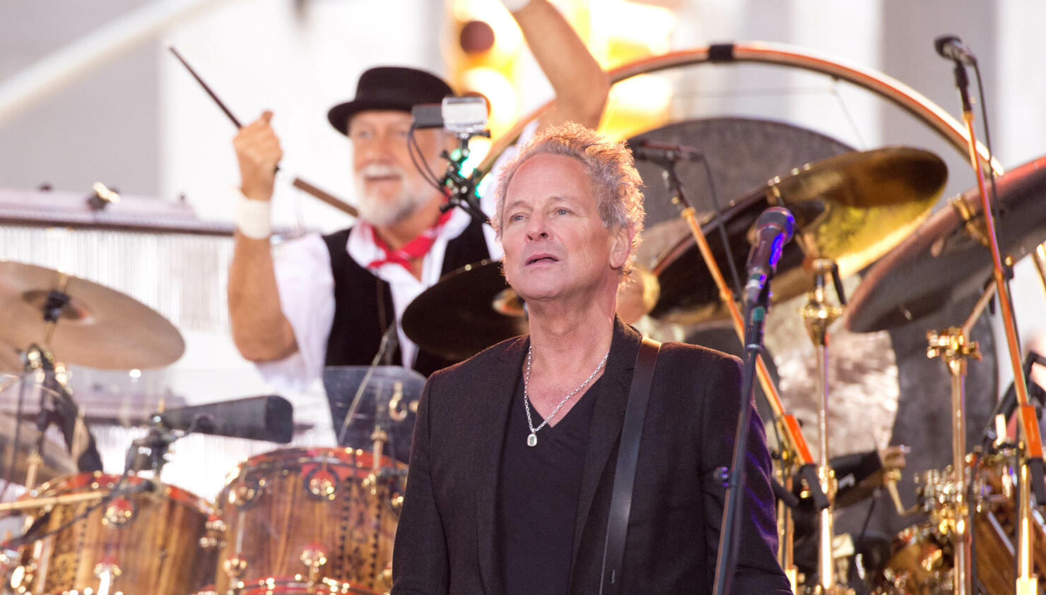 Lindsey Buckingham Sent Emotional Email to Mick Fleetwood After Firing