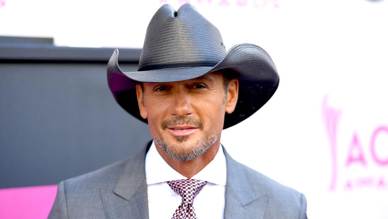 Tim McGraw Injures His Foot | iHeart