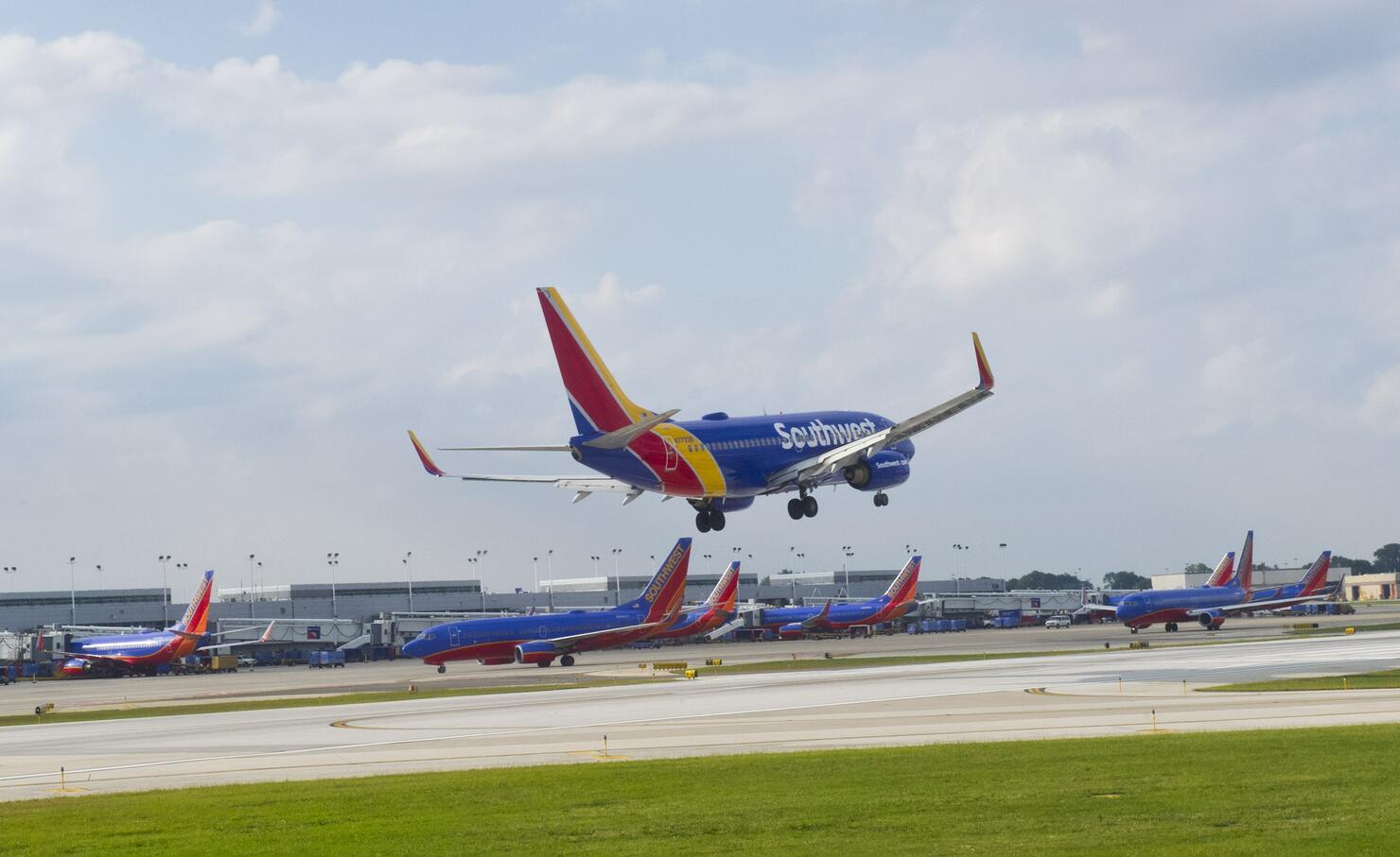 southwest flight forced to make emergency landing