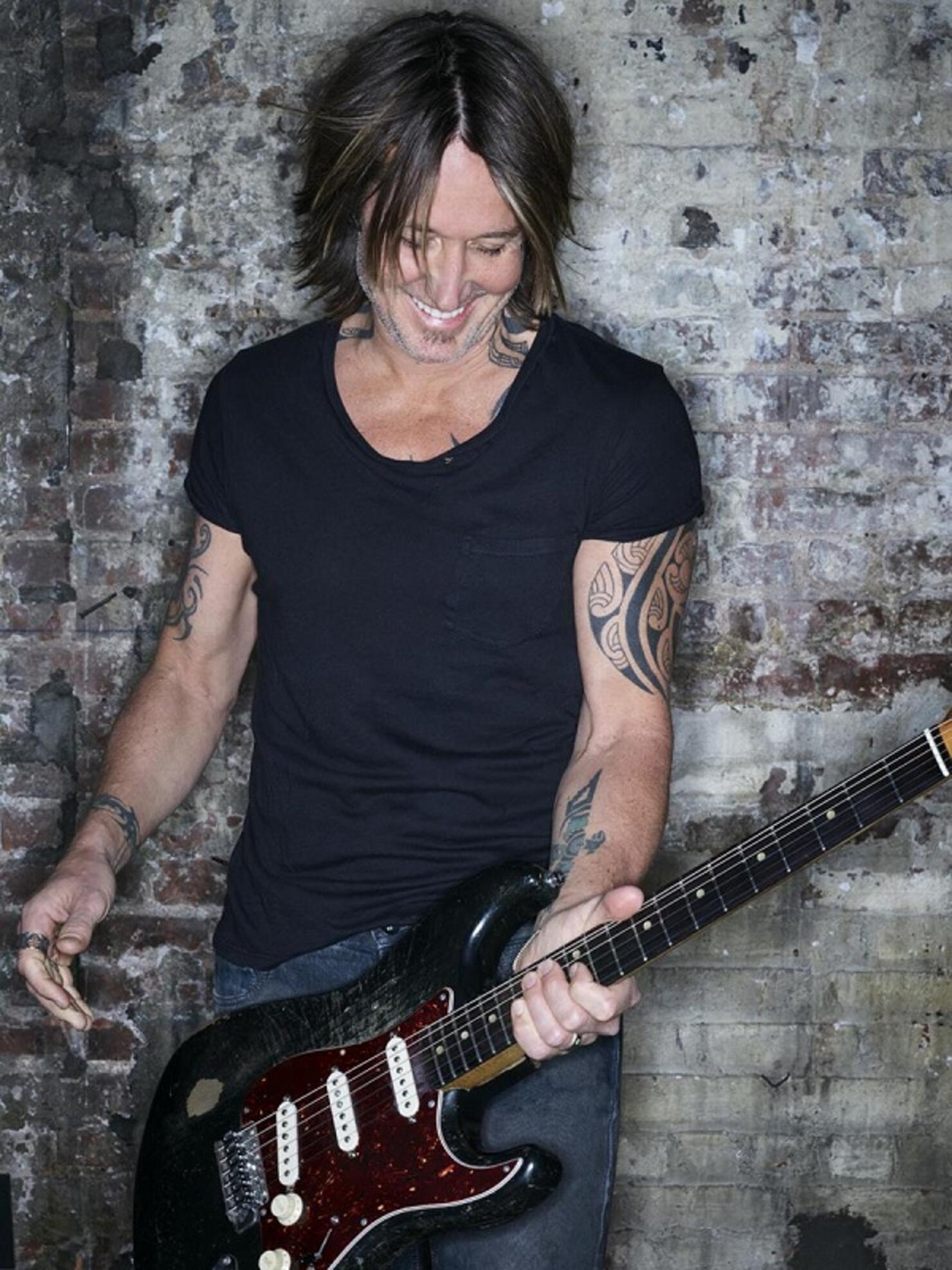 KEITH URBAN || Photo Credit: Mark Seliger
