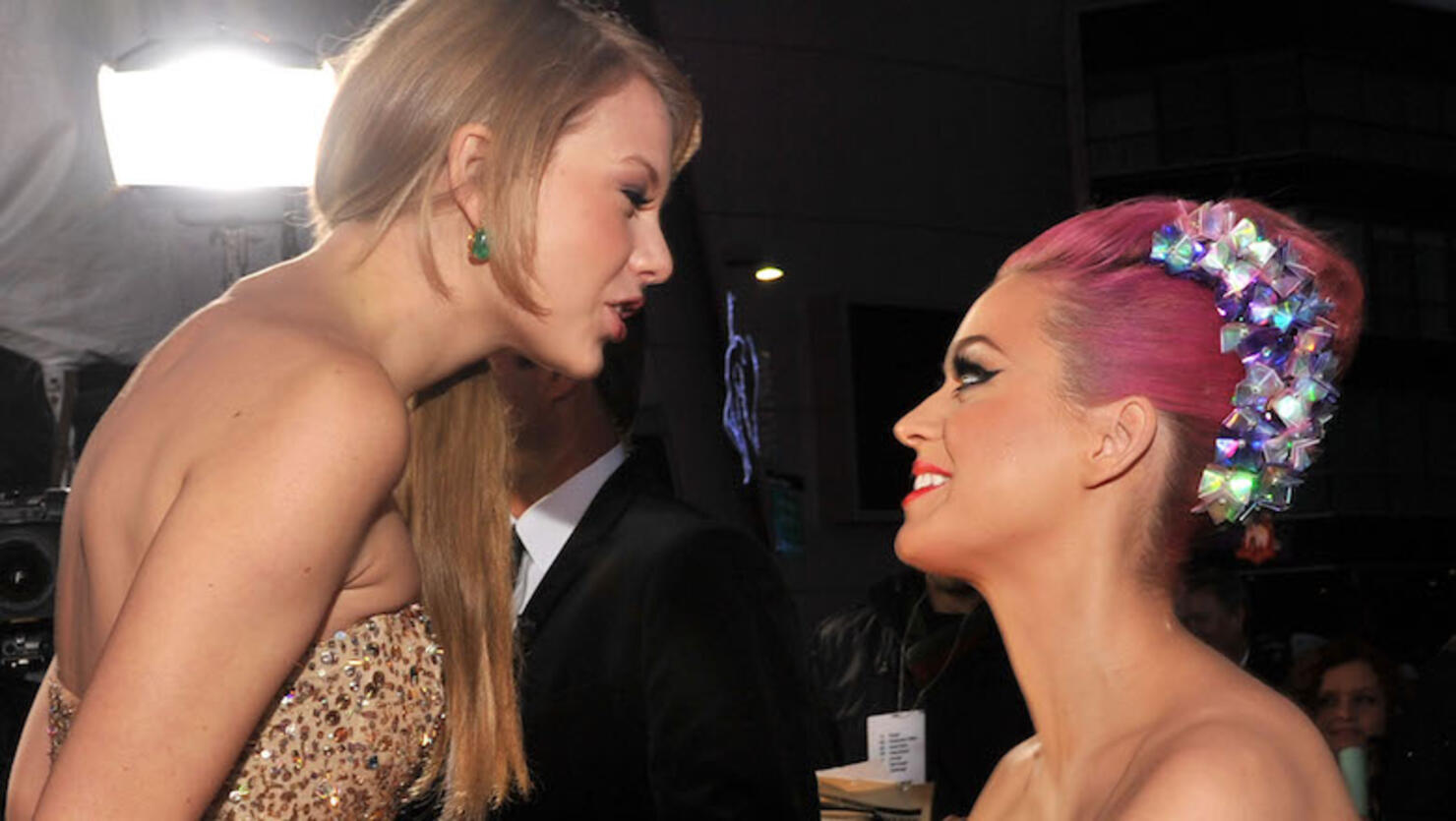 katy perry support taylor swift political statement