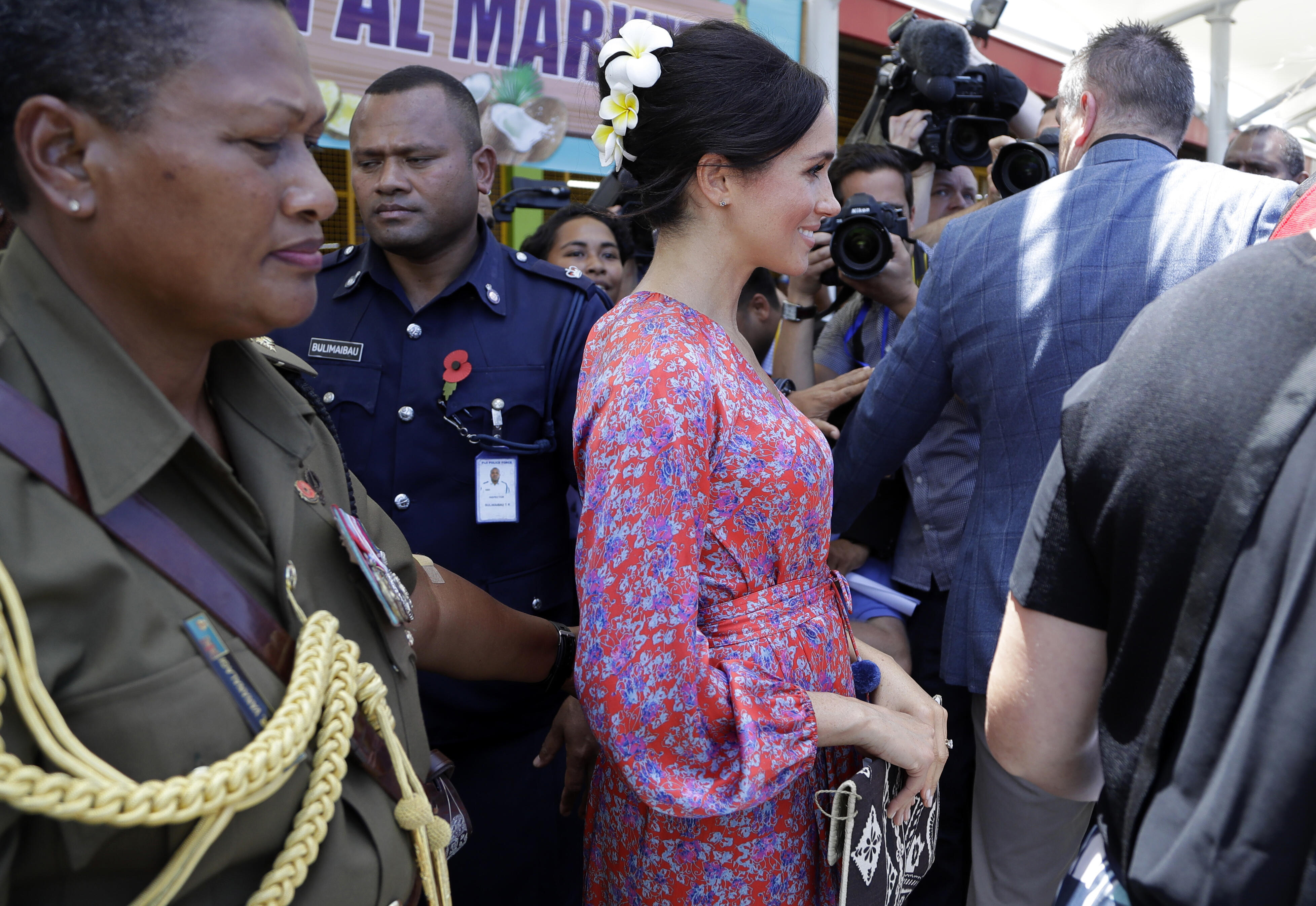 Meghan Markle Rushed Out Of Fiji Market Due To Security Concerns | iHeart