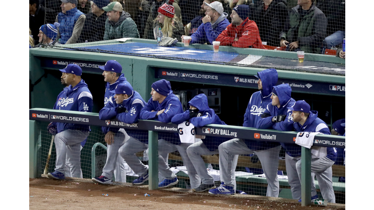 Dodgers seek to catch up in Game 3 of World series