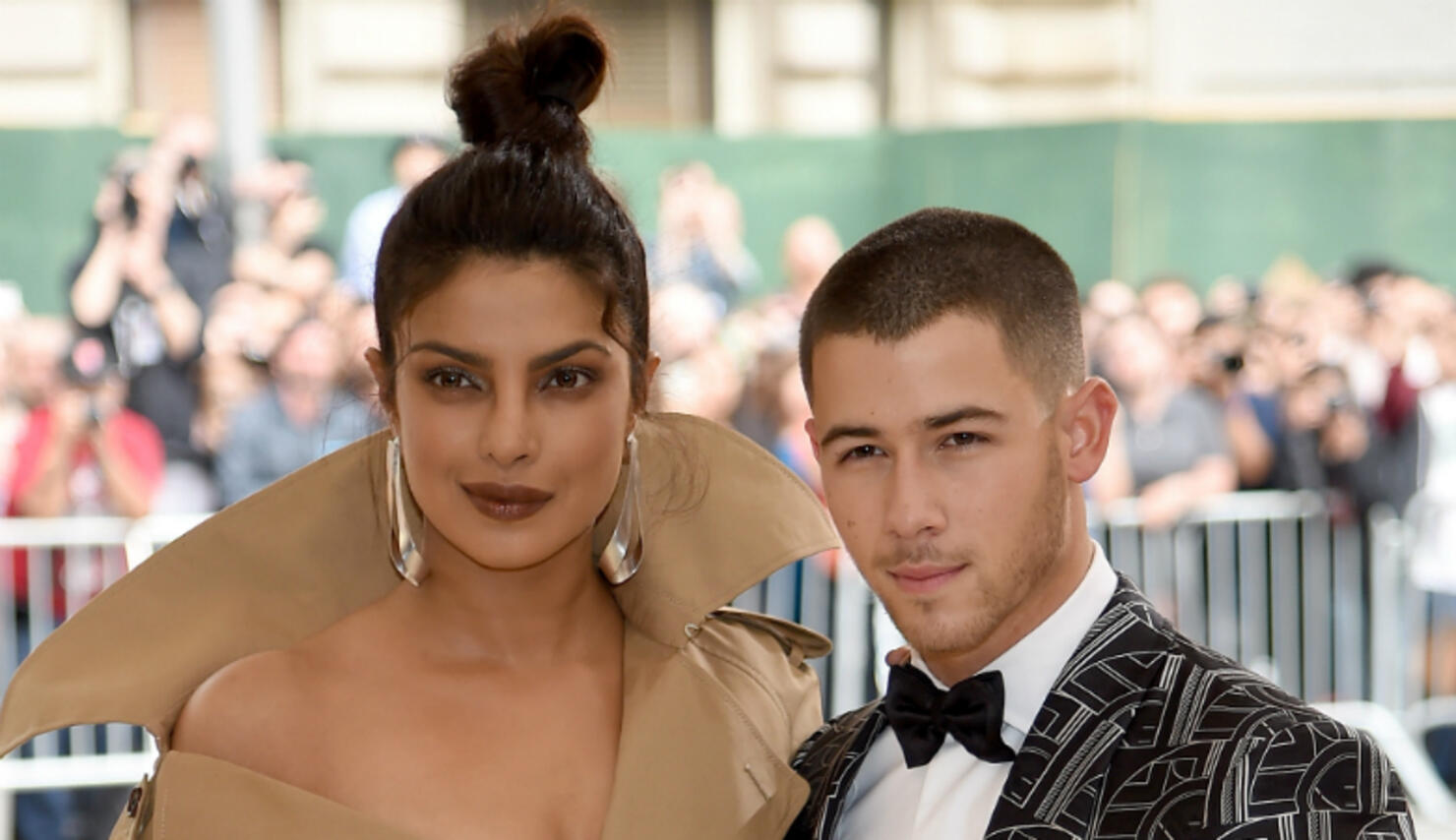 priyanka-chopra-bridal-shower