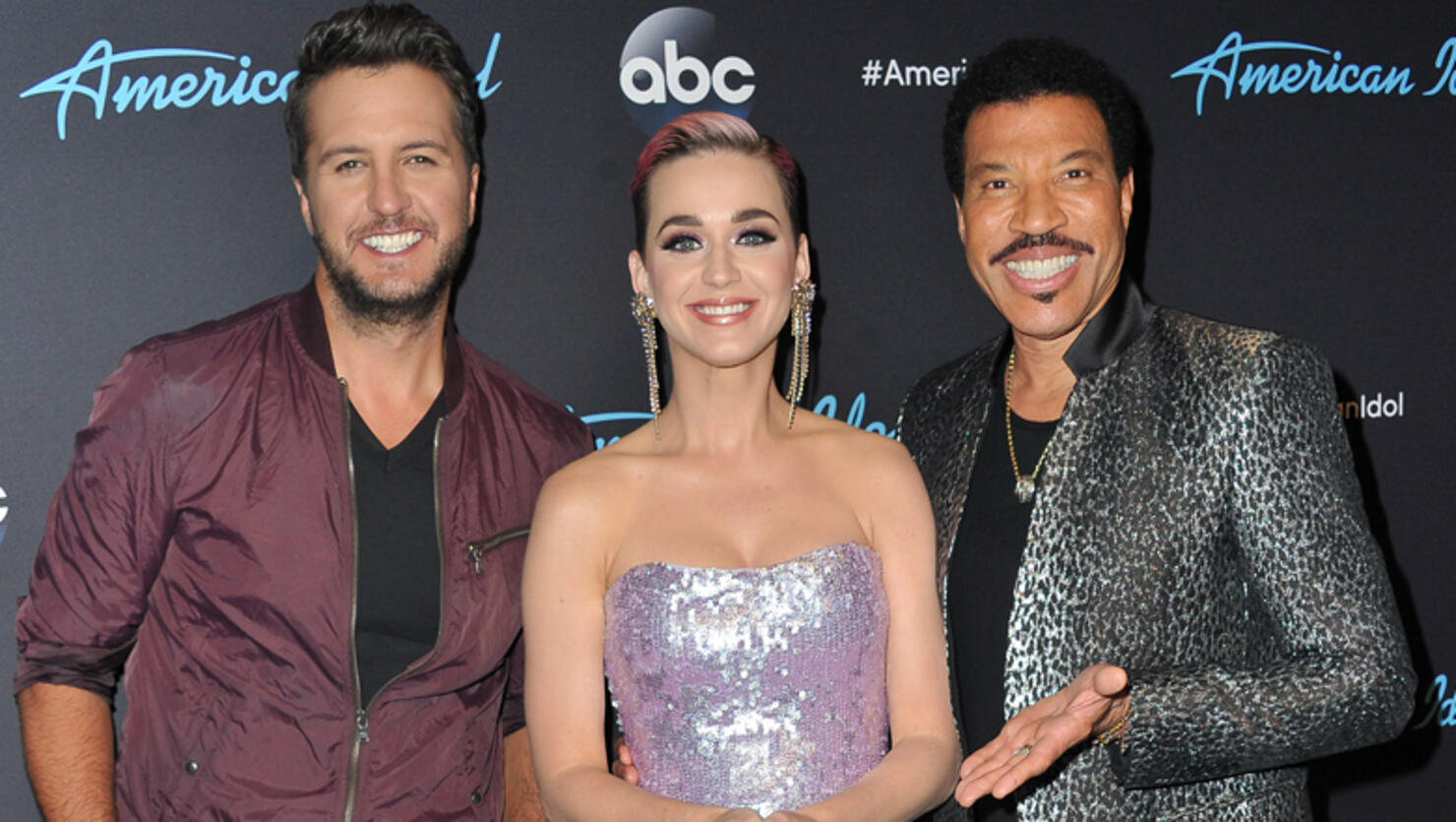 Luke Bryan Goes “bald” With His Fellow Idols 