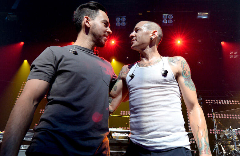 Mike Shinoda Teases Unreleased Linkin Park Song With Chester Bennington ...